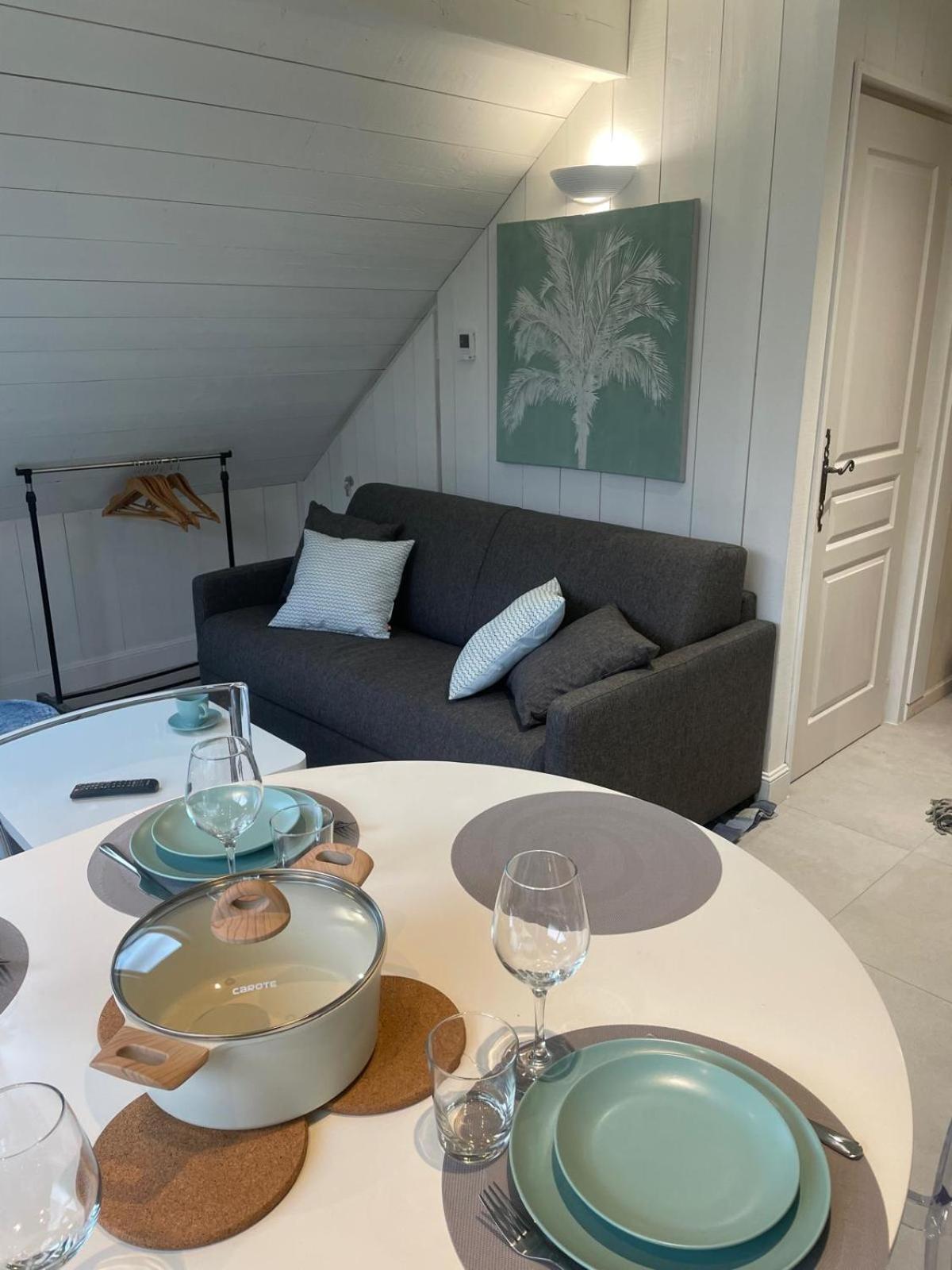 La Baie Des Voiles 3 Chambres 4 A 6 Personnes Au Bord Du Lac Plage Privee Duingt Dış mekan fotoğraf